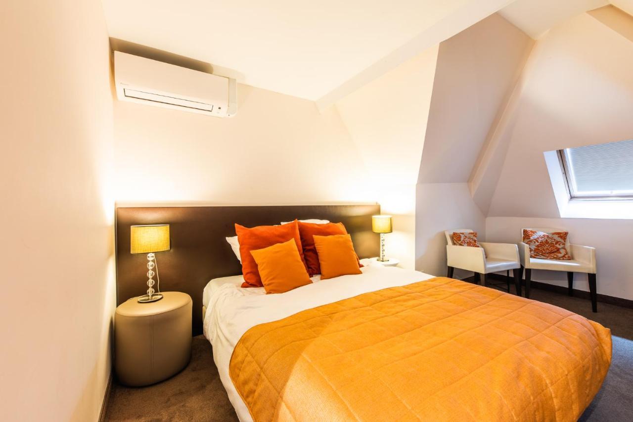 Hotel Malpertuus Римст Екстериор снимка