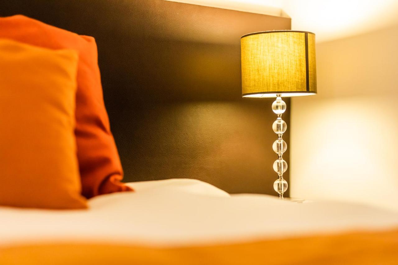 Hotel Malpertuus Римст Екстериор снимка