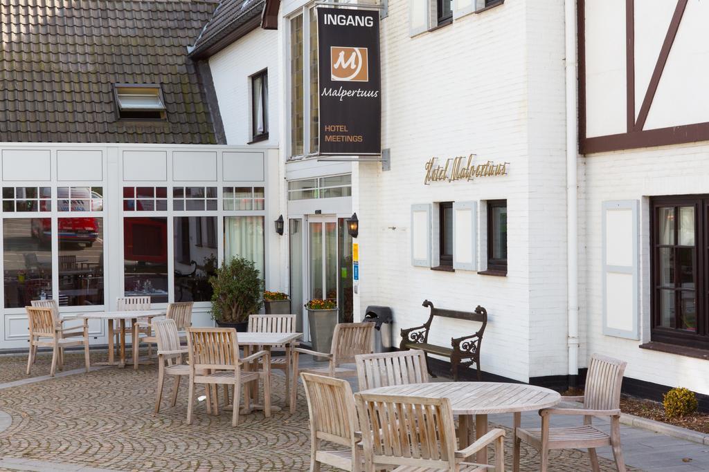 Hotel Malpertuus Римст Екстериор снимка