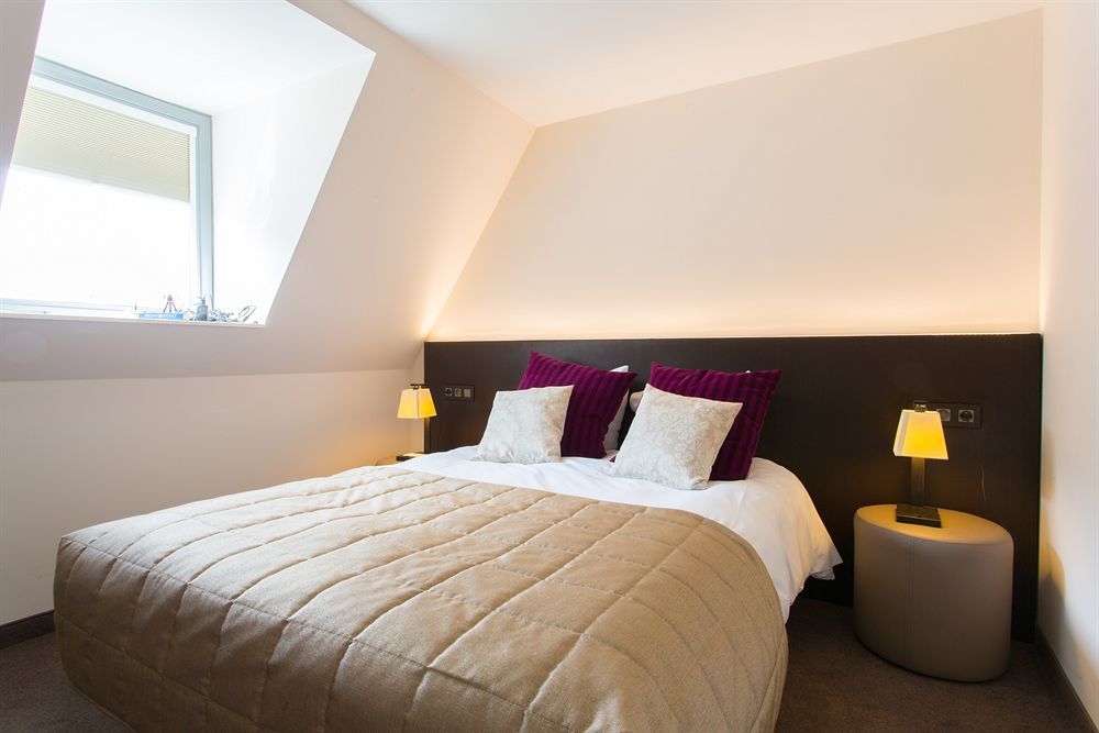 Hotel Malpertuus Римст Екстериор снимка